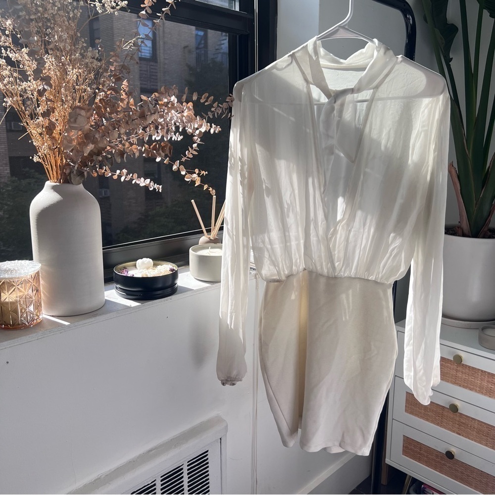 Classic sheet top tie dress